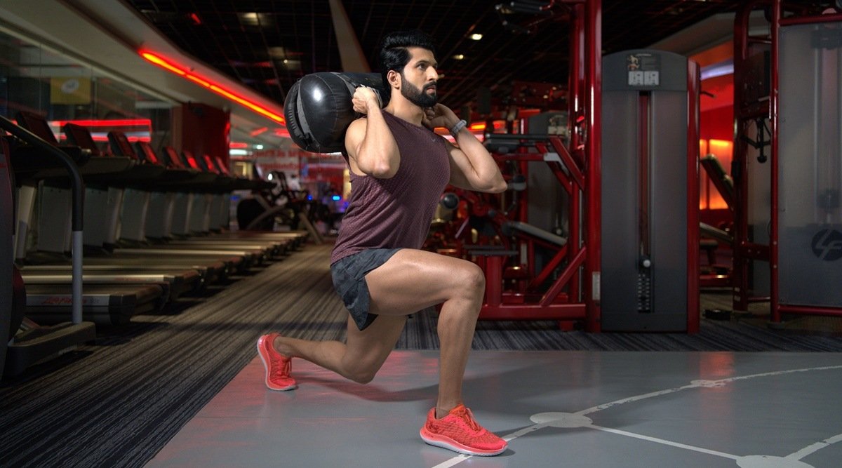 Weight Lifting Training in Park Circus, Kolkata